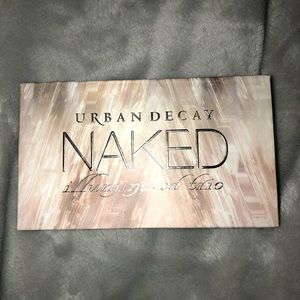 Urban Decay highlighter